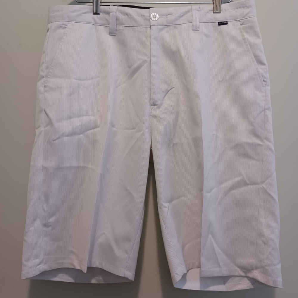 Travis Mathew Mens Flat Front Chino Shorts Sz.36x10" Inseam/White-Striped/Golf